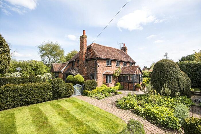 5 Bedroom Detached House To Rent In Gilchrist Way, Littlewick Green, Maidenhead, Berkshire, SL6