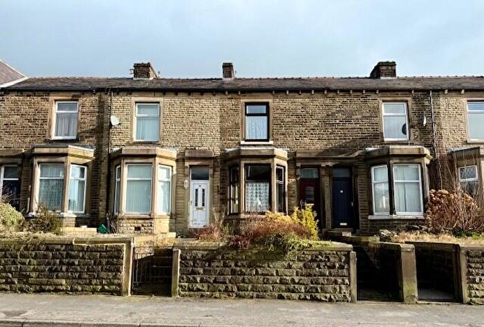 2 Bedroom Terraced House To Rent In Gisburn Road, Barnoldswick, BB18