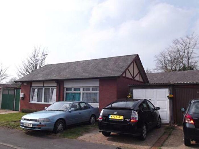 4 Bedroom Bungalow To Rent In Woodrush Close, Beanhill, Milton Keynes, MK6