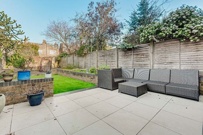 4 Bedroom Terraced House To Rent In Kenyon Street, Fulham, SW6