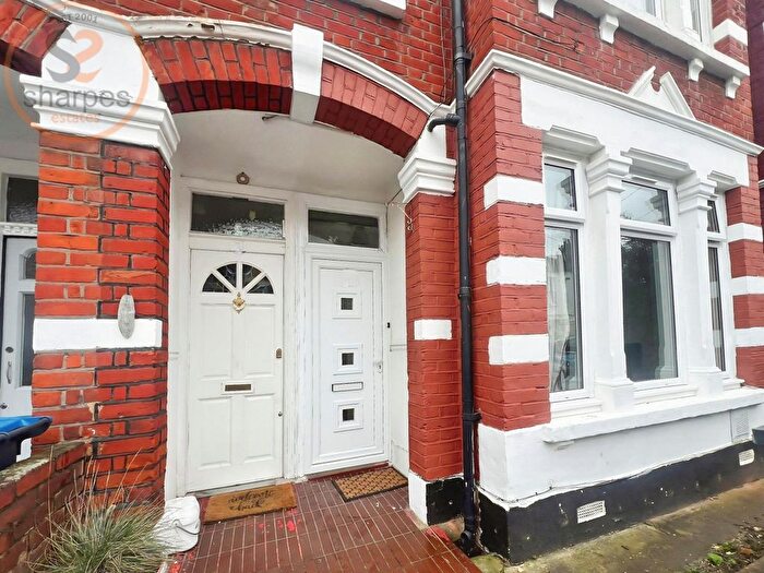 2 Bedroom Maisonette To Rent In Heaton Road, Mitcham, Greater London, CR4