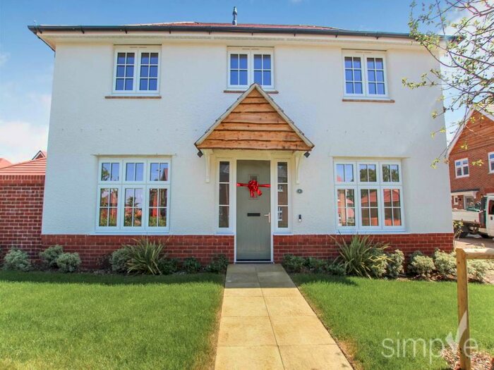 3 Bedroom House To Rent In Thackeray Drive, Warfield, Bracknell, RG42