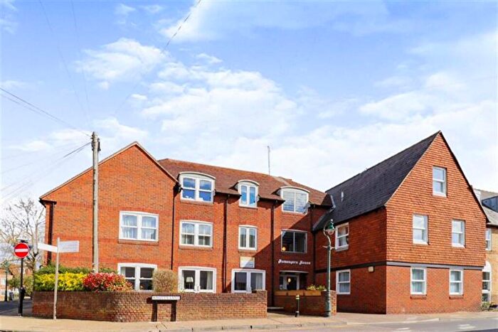 1 Bedroom Retirement Property To Rent In Homespire House, Knotts Lane, Canterbury, CT1