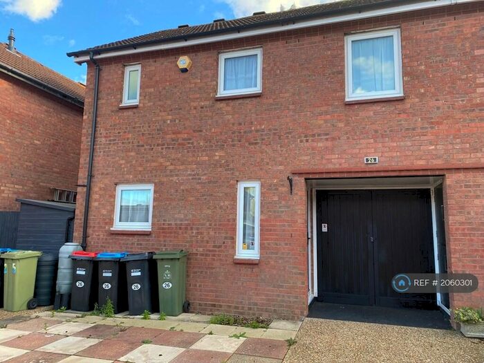 3 Bedroom Semi-Detached House To Rent In Cavenham, Milton Keynes, MK8