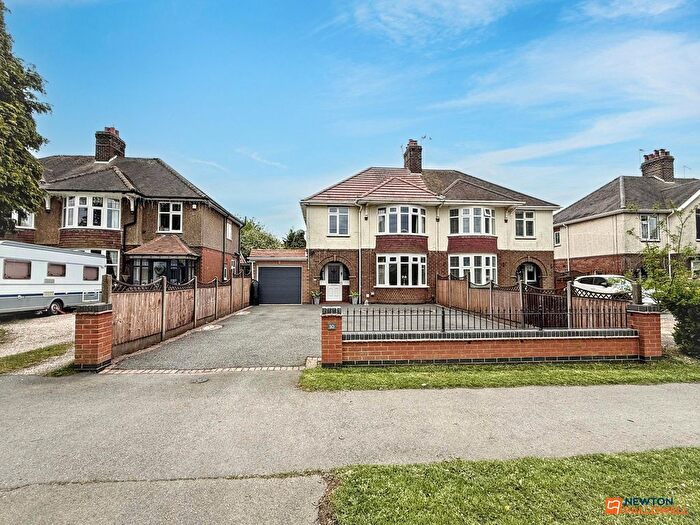 4 Bedroom Semi-Detached House For Sale In Greenhill Road, Coalville, LE67