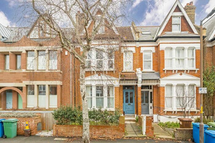 1 Bedroom Flat To Rent In Elmwood Road, Herne Hill, SE24