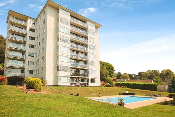 2 Bedroom Flat For Sale In Lower Warberry Road, Torquay, Devon, TQ1