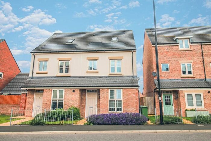 3 Bedroom Semi-Detached House To Rent In Whitworth Park Drive, Elba Park, Houghton Le Spring, DH4