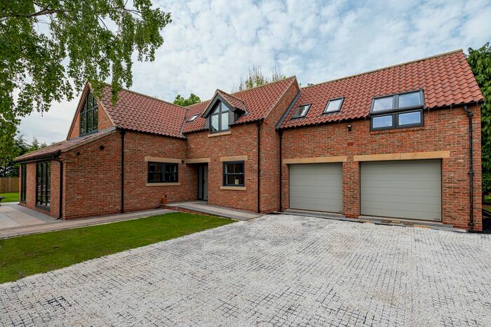 4 Bedroom Detached House For Sale In Burrells Lane, Shipton By Beningbrough, YO30