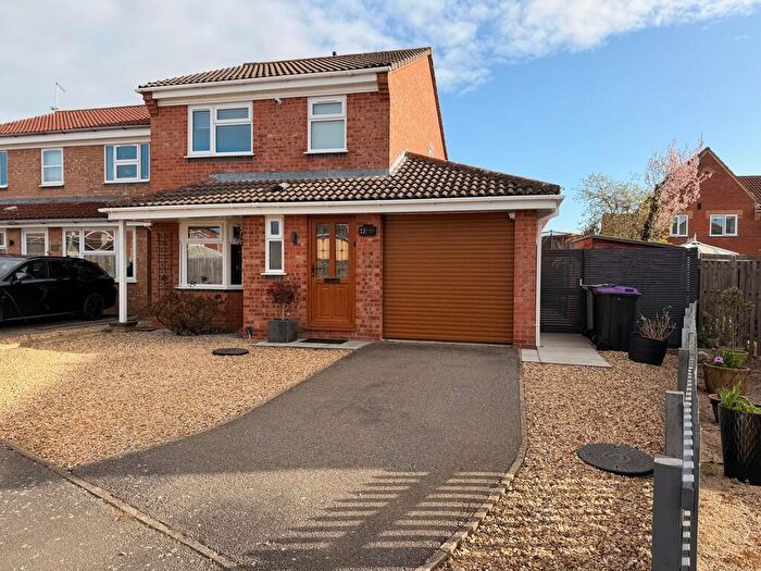 3 Bedroom Detached House For Sale In Waterloo Drive, Morton, PE10