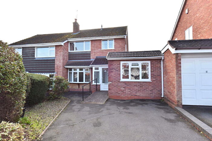 4 Bedroom Semi Detached House For Sale In Wordsley, Mellowdew Road, DY8