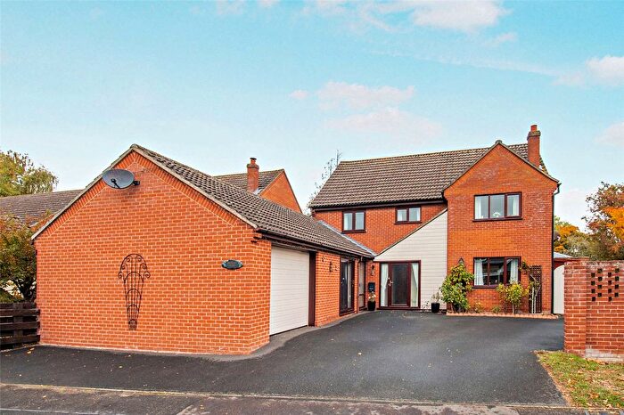 4 Bedroom Detached House For Sale In The Poplars, Forncett St. Peter, Norwich, Norfolk, NR16