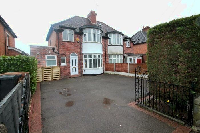 3 Bedroom Semi-Detached House To Rent In Marshall Lake Road, Shirley, Solihull, B90