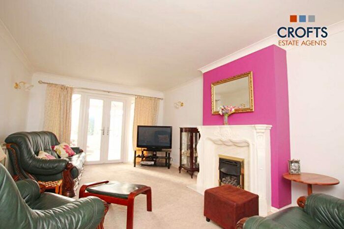 2 Bedroom Semi-Detached Bungalow For Sale In Winslow Drive, Immingham, DN40