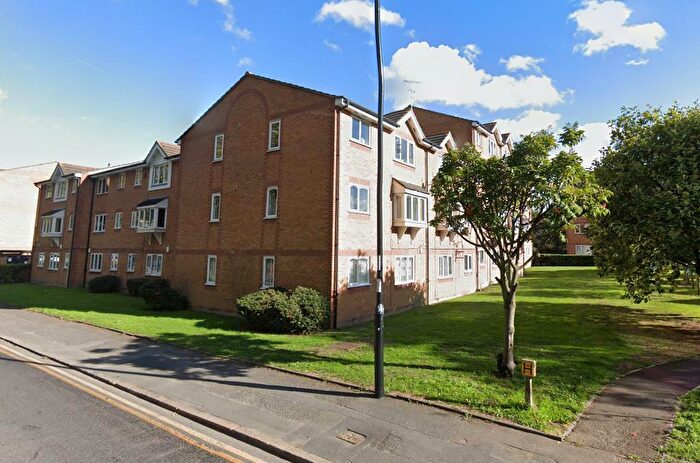 1 Bedroom Flat To Rent In Grinstead Road, London, SE8