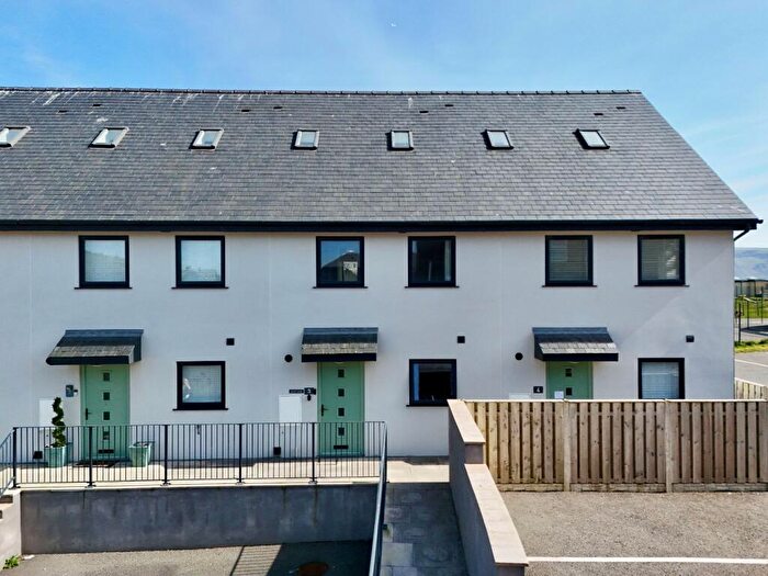 3 Bedroom Terraced House For Sale In Crud Y Mor, Barmouth, LL42