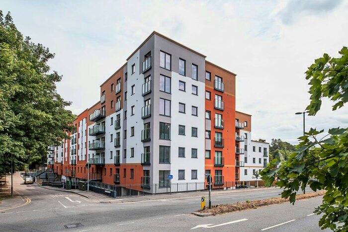 2 Bedroom Flat To Rent In Whyteleafe House, Whyteleafe, CR3