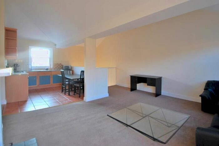 3 Bedroom Maisonette To Rent In Gloucester Place, Regent's Park, London, NW1