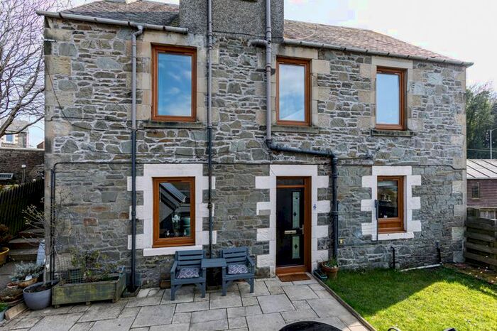 2 Bedroom Flat For Sale In Yarrow Terrace, Selkirk, TD7