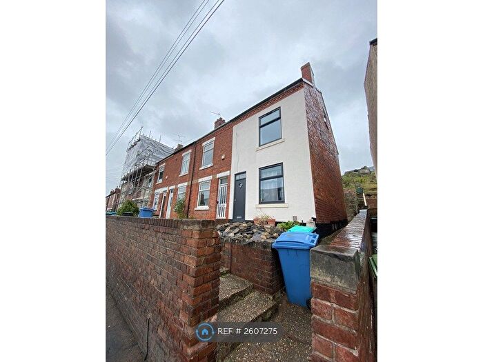 3 Bedroom Semi-Detached House To Rent In Leeming Lane South, Mansfield Woodhouse, Mansfield, NG19