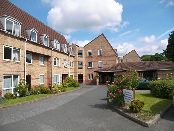 1 Bedroom Retirement Property To Rent In Homewillow Close, London, N21