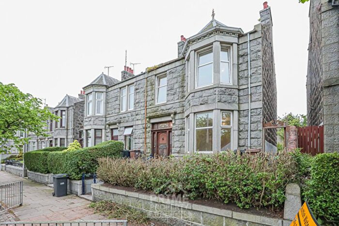 3 Bedroom Semi-Detached House For Sale In Victoria Road, Aberdeen, AB11