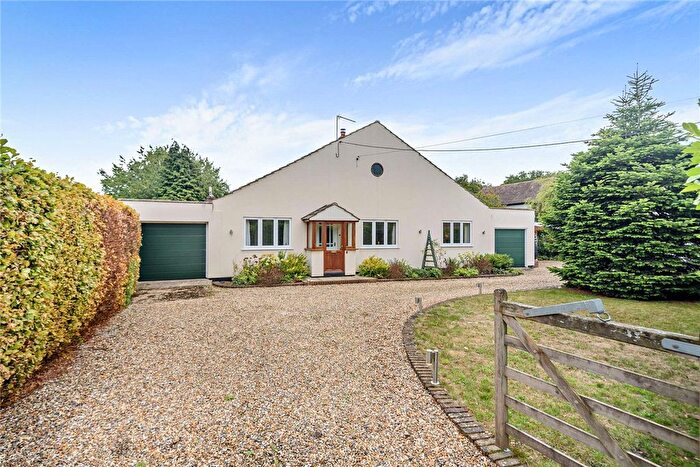 5 Bedroom Bungalow For Sale In Long Grove, Upper Bucklebury, Reading, Berkshire, RG7