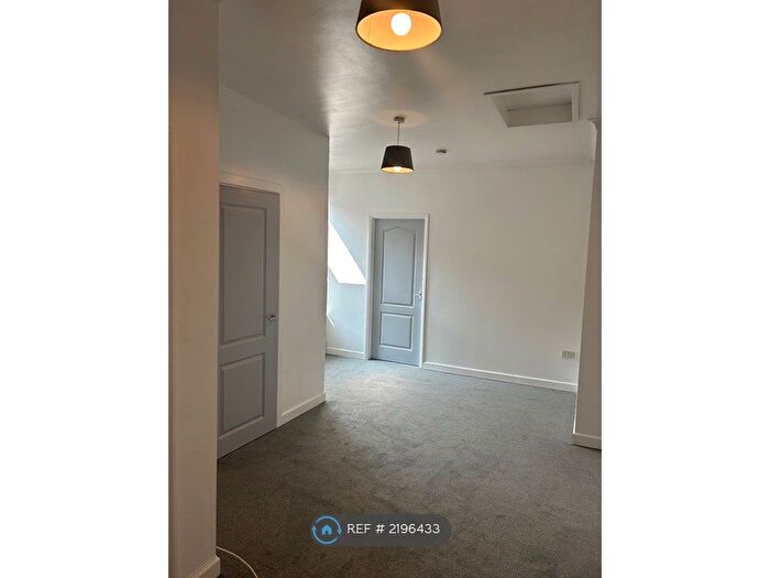 1 Bedroom Flat To Rent In Kilworth Avenue, Southend-On-Sea, SS1