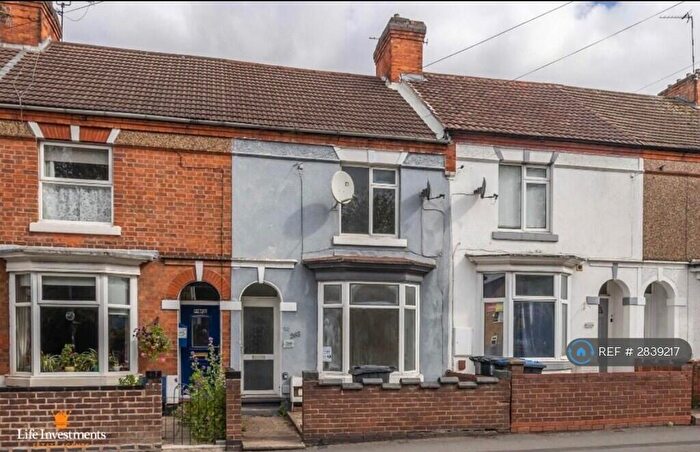 3 Bedroom Terraced House To Rent In Lawford Road, Rugby, CV21