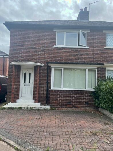 3 Bedroom Semi-Detached House To Rent In Chamberlain Avenue, Doncaster, DN5