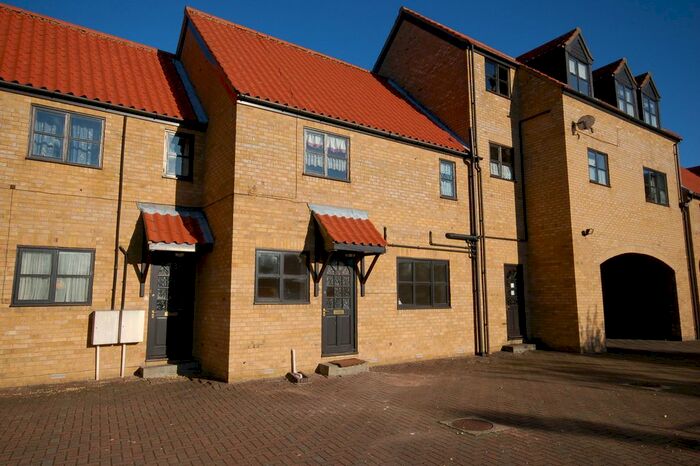 2 Bedroom Flat To Rent In Millington Court, Thetford, Norfolk, IP24