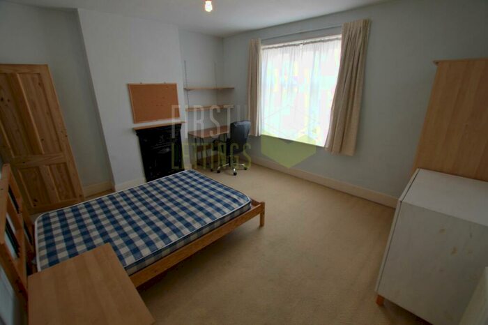 4 Bedroom Terraced House To Rent In Thurlow Road, Clarendon Park, LE2