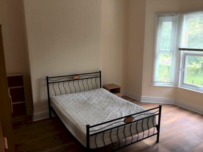 6 Bedroom Terraced House For Sale In Walsgrave Road, Coventry, CV2