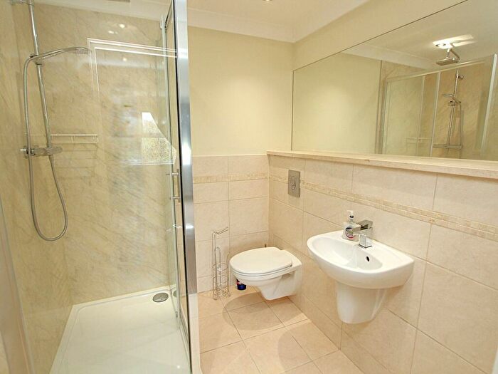 2 Bedroom Apartment To Rent In St Peters Road, Lower Parkstone, Poole, BH14