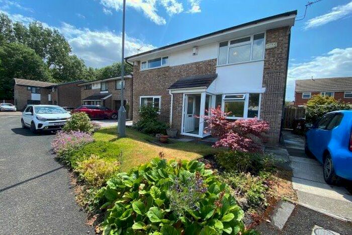 2 Bedroom Property To Rent In Mollets Wood, Manchester, M34