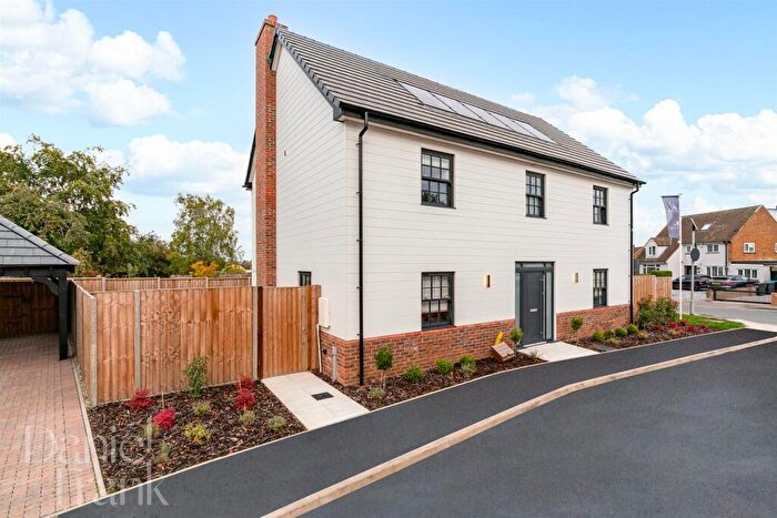 4 Bedroom Detached House For Sale In Hawthorn Close, Ongar Road, Fyfield, CM5