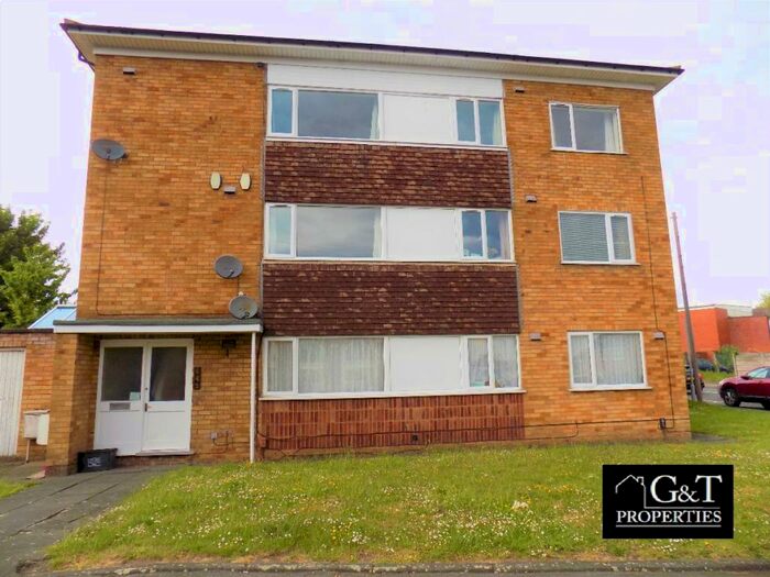 3 Bedroom Flat To Rent In Griffin Street, Dudley, DY2