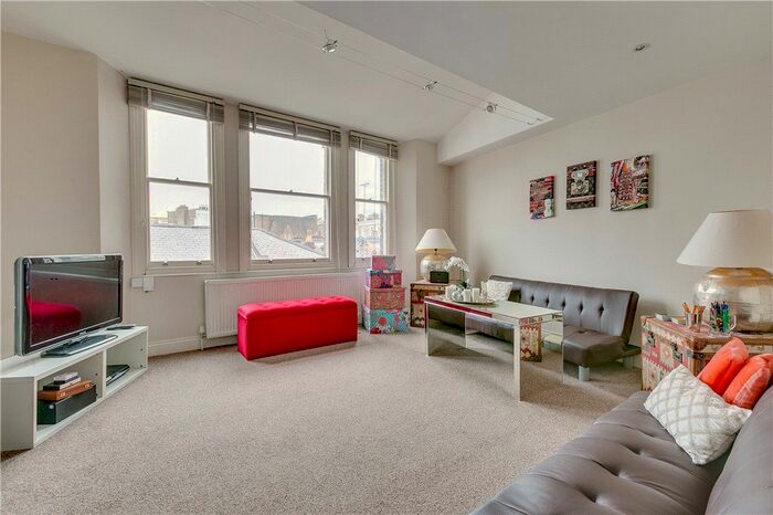 3 Bedroom Flat To Rent In Kenway Road, Earls Court, London, SW5