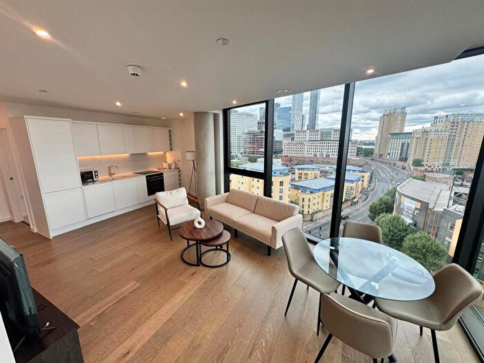 2 Bedroom Apartment To Rent In Vetro Court, E14