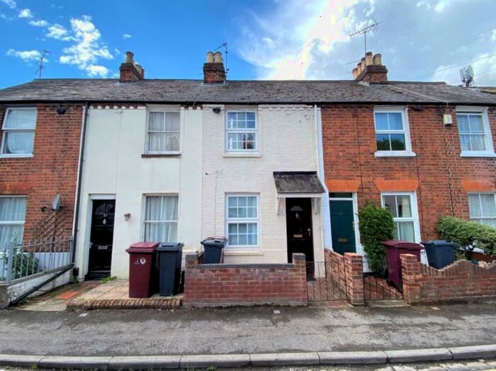 2 Bedroom Terraced House To Rent In Montague Street, Reading, RG1