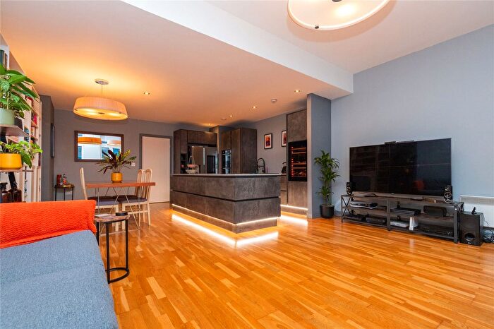 2 Bedroom Flat For Sale In Mitchell Street, Glasgow, Glasgow City, G1