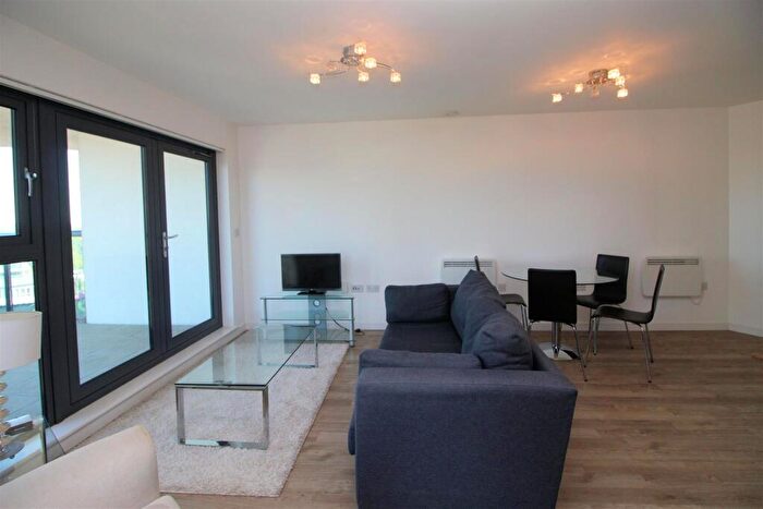 2 Bedroom Apartment To Rent In Guildford Road, Woking, Surrey, GU22