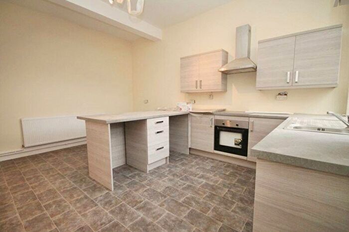 1 Bedroom Flat To Rent In Ainslie Street, Grimsby, DN32