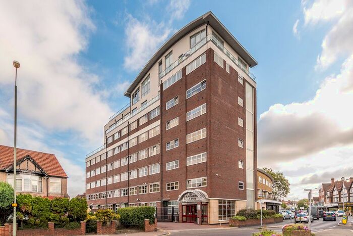 1 Bedroom Flat To Rent In Croydon Road, Beckenham, BR3