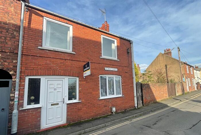 3 Bedroom End Of Terrace House For Sale In George Street, Snaith, DN14