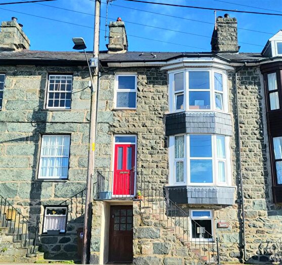 4 Bedroom House For Sale In Noddfa, Dyffryn Ardudwy, LL44