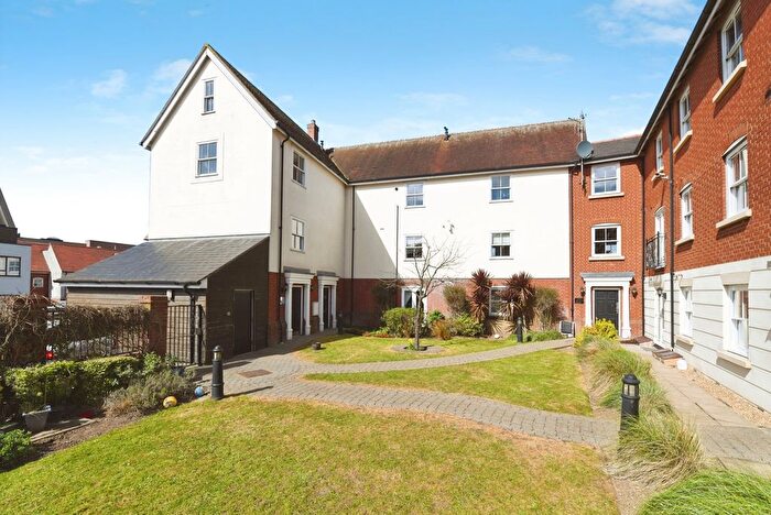 2 Bedroom Flat For Sale In Bishops Gate, William Hunter Way, Brentwood, Essex, CM14