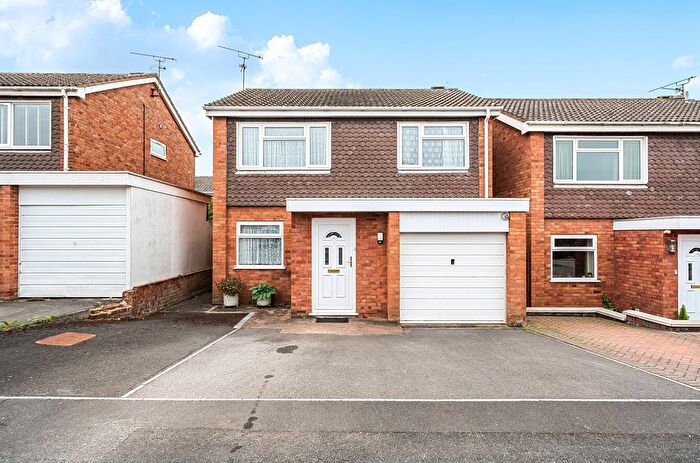 4 Bedroom Detached House For Sale In Bluett Road, Wellington, Somerset, TA21