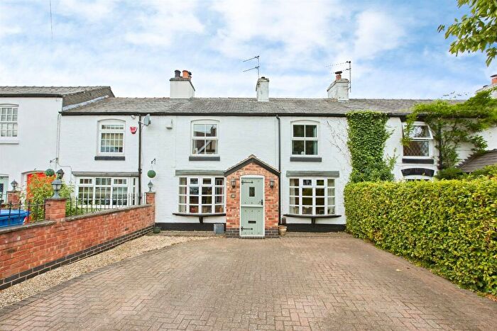 3 Bedroom Terraced House For Sale In Field Lane, Alvaston, Derby, DE24