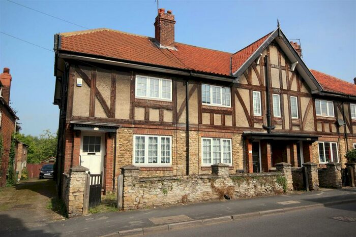 3 Bedroom End Of Terrace House For Sale In Church Street, North Cave, HU15